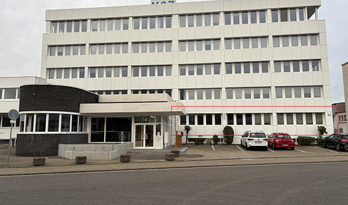 Office space on the ground floor in Neuss