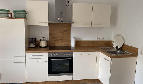 3-Zimmer-Dachgeschosswohnung mit großer Wohnküche in ruhiger Lage