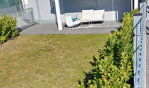 Still available - Barrier-free 3-room first floor apartment with garden and underground parking space