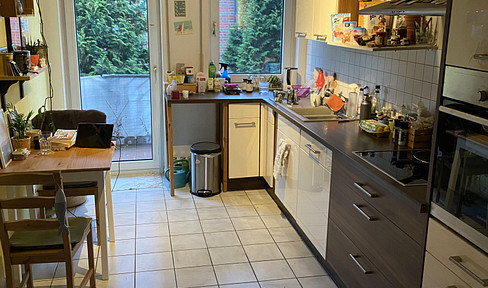 Obergeschosswohnung mit schönem Balkon Stadtnah