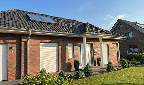 Exklusiver Bungalow mit 3 Schlafzimmer, 2 Bäder, Doppelgarage und Ausbaureserve