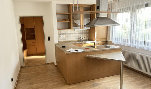 Bright 1.5 - room apartment with underground parking space