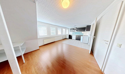 Bright 2.5-room attic apartment in the heart of Vreden - incl. carport