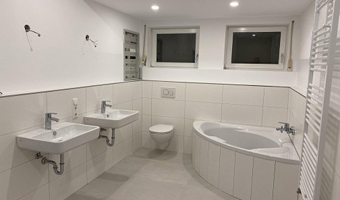 Dream apartment with plenty of space / Conservatory / Garden in the city center, yet still quiet.