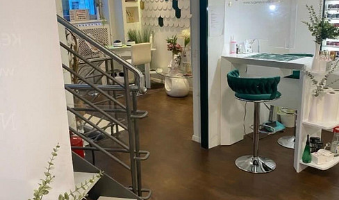 Geschäftslokal abzugeben