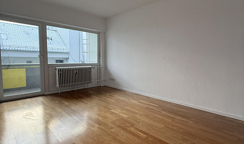 Completely renovated 3-room apartment with balcony in the Mannheim Quadraten - 6.0% yield possible