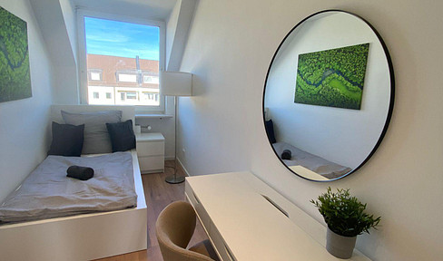 First occupancy: 4-room flat share, fully furnished & freshly renovated