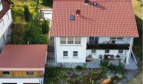 Detached house in a dream location.