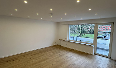 Completely renovated 4-room apartment with modern furnishings