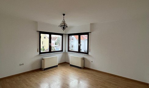 Quiet 4-room apartment with balcony & garden use - within walking distance of the train station