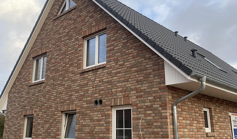 Modern semi-detached house (new build) in a quiet location on the edge of a field - outskirts of Hamburg (Schnelsen/Rellingen)