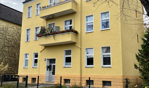 Charmante Altbauwohnung – provisionsfrei & bezugsfrei