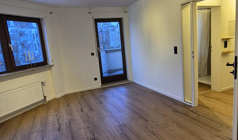 Bright 1 room apartment - near university, balcony, parking space, new kitchen - available immediately