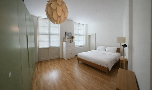 Spacious 4-room apartment in an old building with 2 bathrooms & balconies - interim rental near Tempelhofer Feld