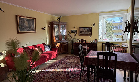 Fully furnished, commission-free, exclusive 1.5-room apartment with a balcony, located in a prime location near the Botanical Garden.