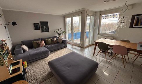 Well-kept 3-room apartment with panoramic view & underground parking space at Burgholzhof