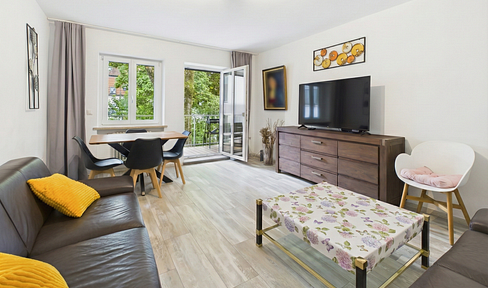 Hochwertig möblierte 3-Zimmer-Wohnung in Augsburg Innenstadt mit großem Balkon und Wasserblick