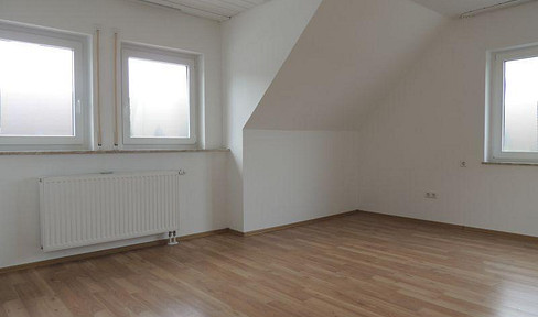 3.5-room attic apartment for rent in Talheim.