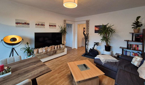Light-flooded 2-room apartment with balcony & parking space in Wedel (S1 Hamburg)
