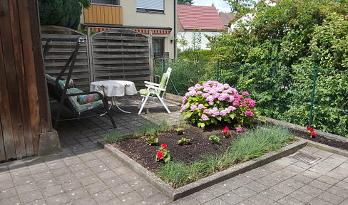 Kornwestheim: TOP! 3-Zi.-EG-Wohnung 68 m²-EBK incl. Geräten-Nähe S-Bahn