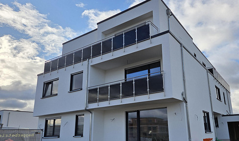 3-room apartment in new building with loggia