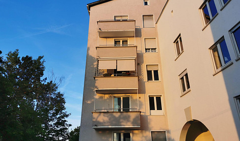 Well-kept, bright, quiet 3-room apartment, balcony, EBK, Stgt-Killesberg, a. W. with garage