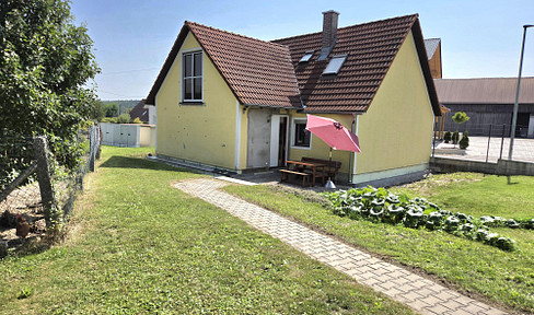 Idyllically situated detached house with ideal conditions for completion VB