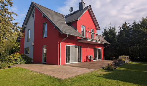 Familienidyll mit Komfort und Klasse ... Stilvolles Einfamilienhaus mit hochwertiger Ausstattung