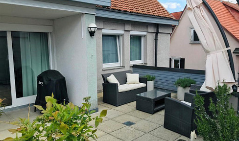 4-room city apartment, large terrace & EBK in central, quiet prime location in Lahr