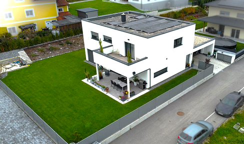 Modernes Einfamilienhaus mit PV-Anlage, Doppelgaraje & Poolvorrüstung - Provisionsfrei!