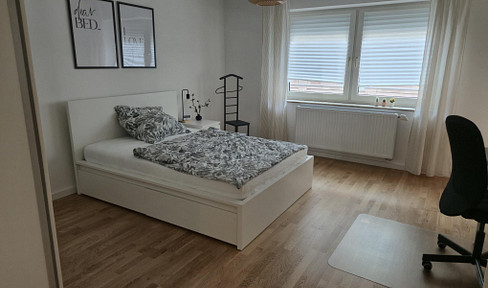 Erstvermietung-Mitbewohner/in für 3er WG gesucht-vollmöbliertes 21,5 qm Zimmer mit Balkon