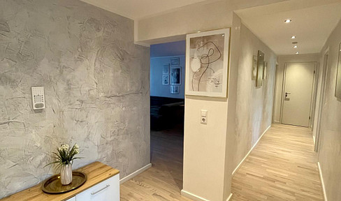 High-quality renovated 3-room apartment with underground parking, elevator & balcony - ready for immediate occupancy