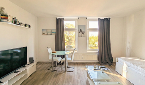 Quiet, bright, furnished - apartment with excellent connections between Adlershof and BER airport