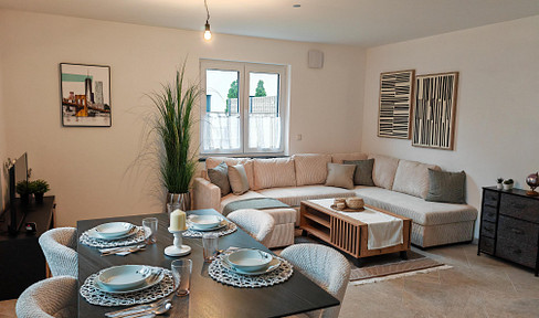 Sunny large garden apartment on 2 levels with over 100 m² garden