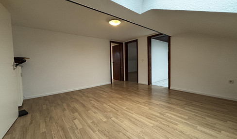 Cozy attic apartment in Herkenrath for family or shared flat