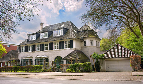 Exklusive 218 qm Altbauwohnung mit großer Dachterrasse und Wintergarten – renoviert - provisionsfrei