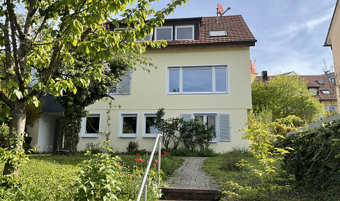 Detached single-family home with an apartment in a top location