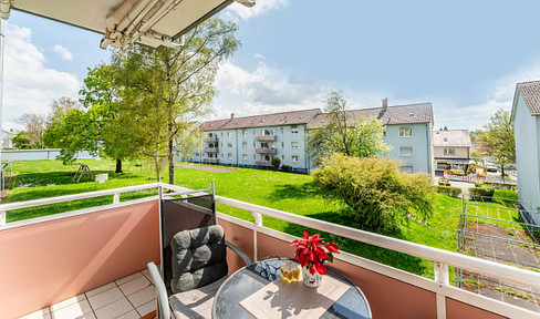 Charmante 4-Zimmer-Wohnung mit Balkon ins Grüne – ideal für Paare, Familien oder Homeoffice!