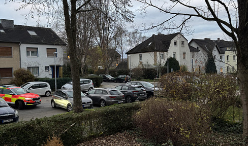 Kernsanierte 3-Zimmer Wohnung mit Balkon in Essen Bergerhausen