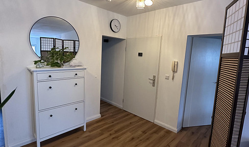 Provisionsfreie helle sanierte Wohnung mit Loggia und EBK - bezugsfrei ab April 2026!