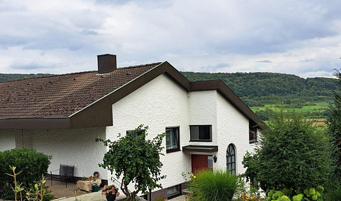 Spacious detached house in a sunny and central location