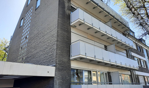 D-Grafenberg : Feel-good apartment - quiet, modernized, partly furnished, garden view !