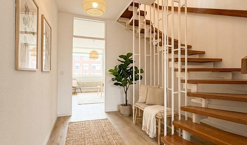 Large, renovated maisonette with two balconies - plenty of space and perfect living comfort on two levels