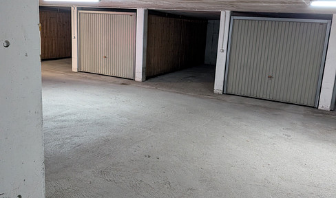 Zentraler geht´s kaum - Tiefgaragenstellplatz - nähe Messe/Flughafen/S-Bahn