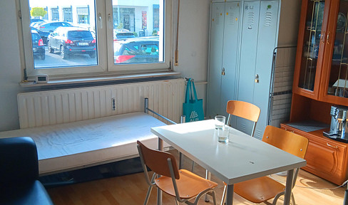 spacious 3-room flat share with kitchen & bathroom