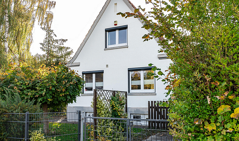 PROVISIONSFREI! Gepflegtes EFH in Buschkämpen bezugsfrei zu verkaufen