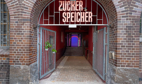 sweetMix – Private offices in the sugar warehouse (small office, single office, double office, co-working space).