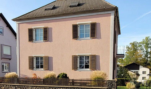 Zentrumnahes Mehrfamilienhaus mit Garten in Gmünd