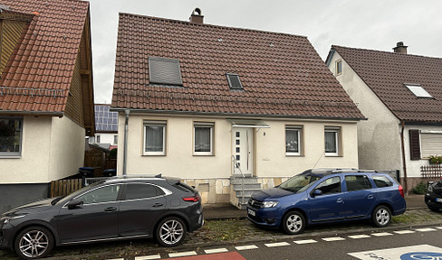 Kernsaniertes Einfamilienhaus in zentraler Lage