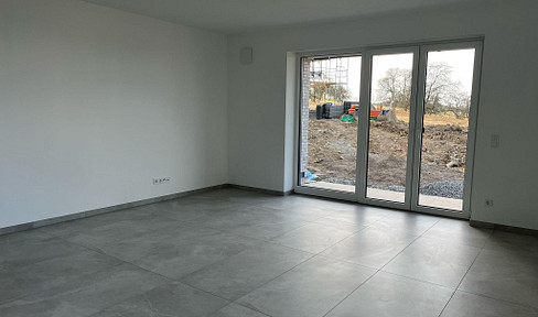 **Bright basement apartment with style !